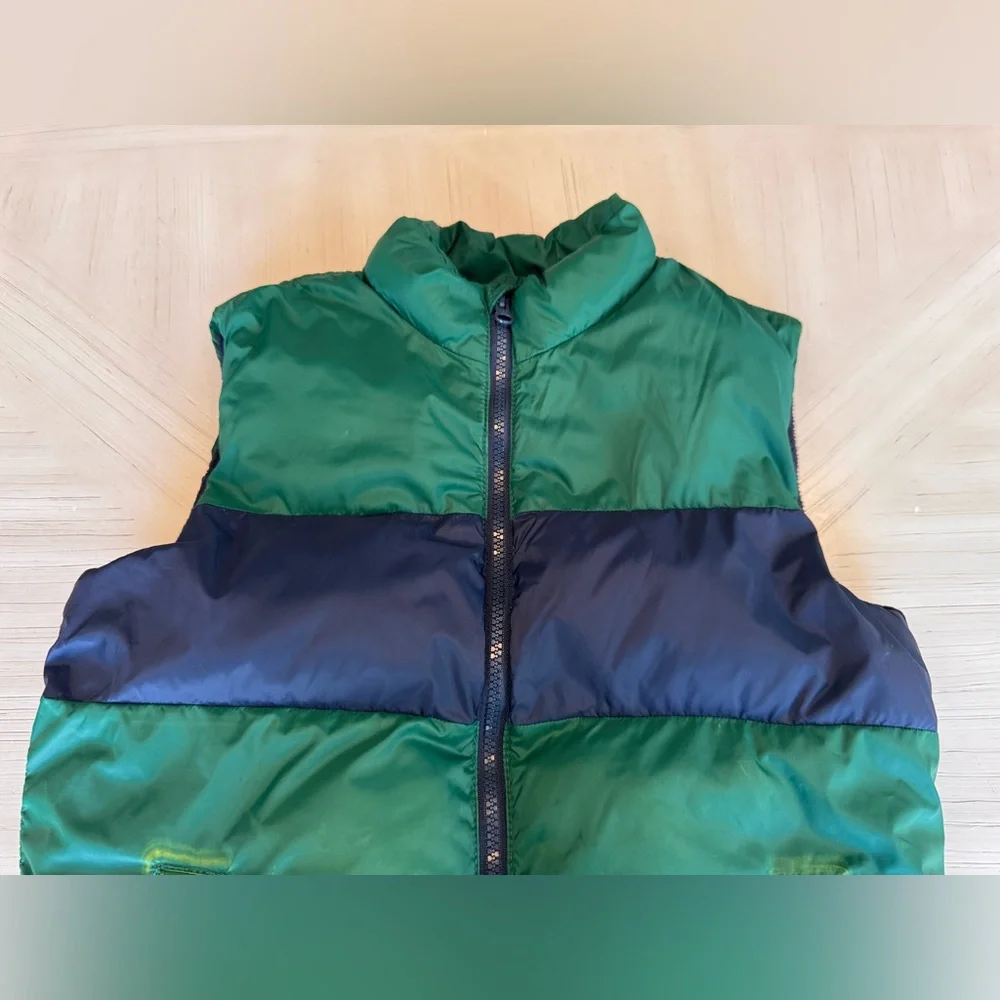 Old Navy Boys Frost-Free Puffer Vest Green Navy Quilted Size L 10-12
